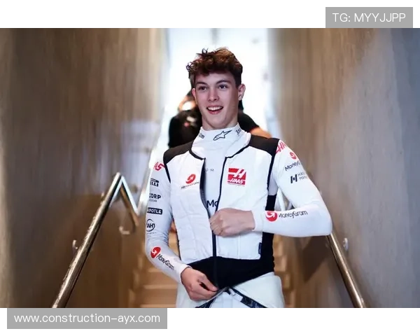 F1赛事最新动向 车手排名更新与技术创新引领赛季变革 F1赛事最新动向 车手排名更新与技术创新引领赛季变革