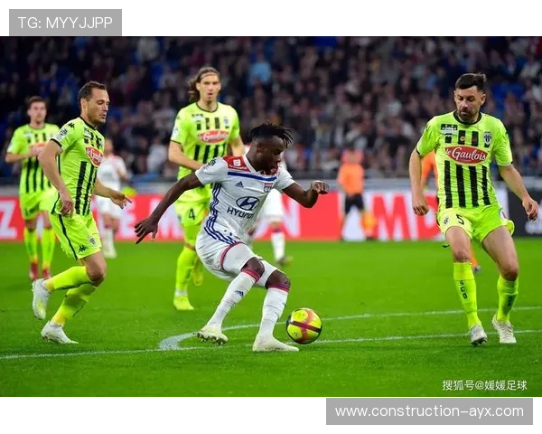 以摩纳哥俱乐部为核心的欧洲足球青训与豪门复兴之路在竞争格局中的探索