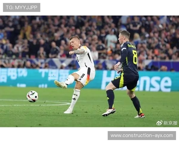 佛罗伦萨俱乐部宣布新赛季阵容调整与引援计划 力争重返欧洲赛场