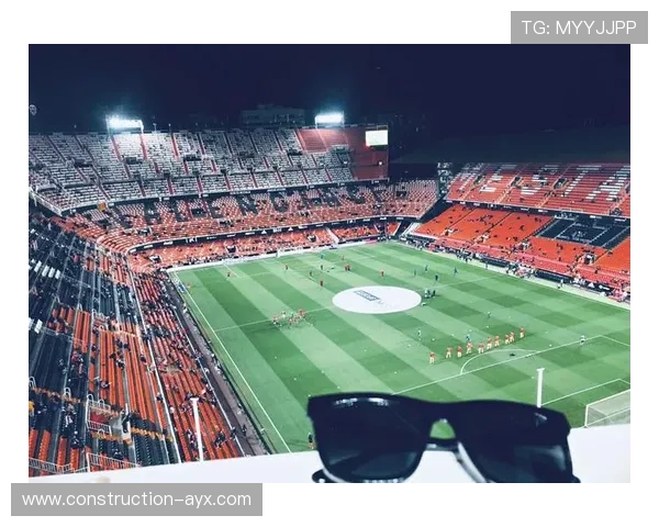 瓦伦西亚俱乐部百年荣耀与复兴之路全景纪实传奇风云与未来梦想探索