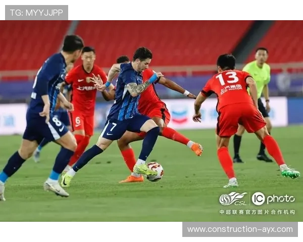 中超劲旅逆转战报引发球迷热议新赛季展望